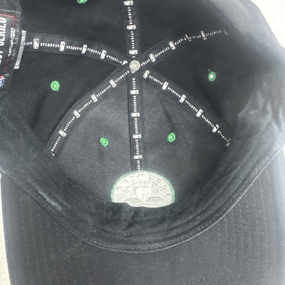 Boston Celtics Hat Cap Nike Black Green NBA Shamrock Logo Reebok - Picture 6 of 7